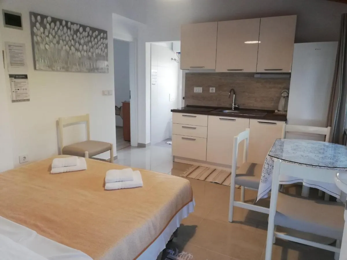 Apartments Vintijan Pula