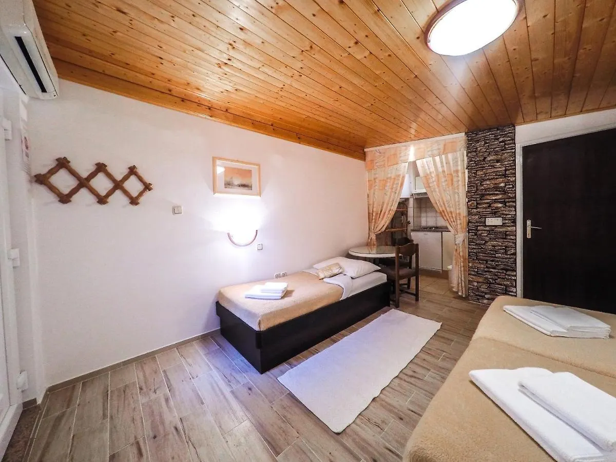 Apartments Vintijan Pula